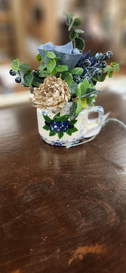 Blueberry Pitcher Wooden Flowers