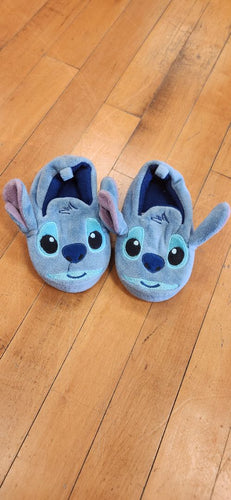 Stitch Slippers 5/6