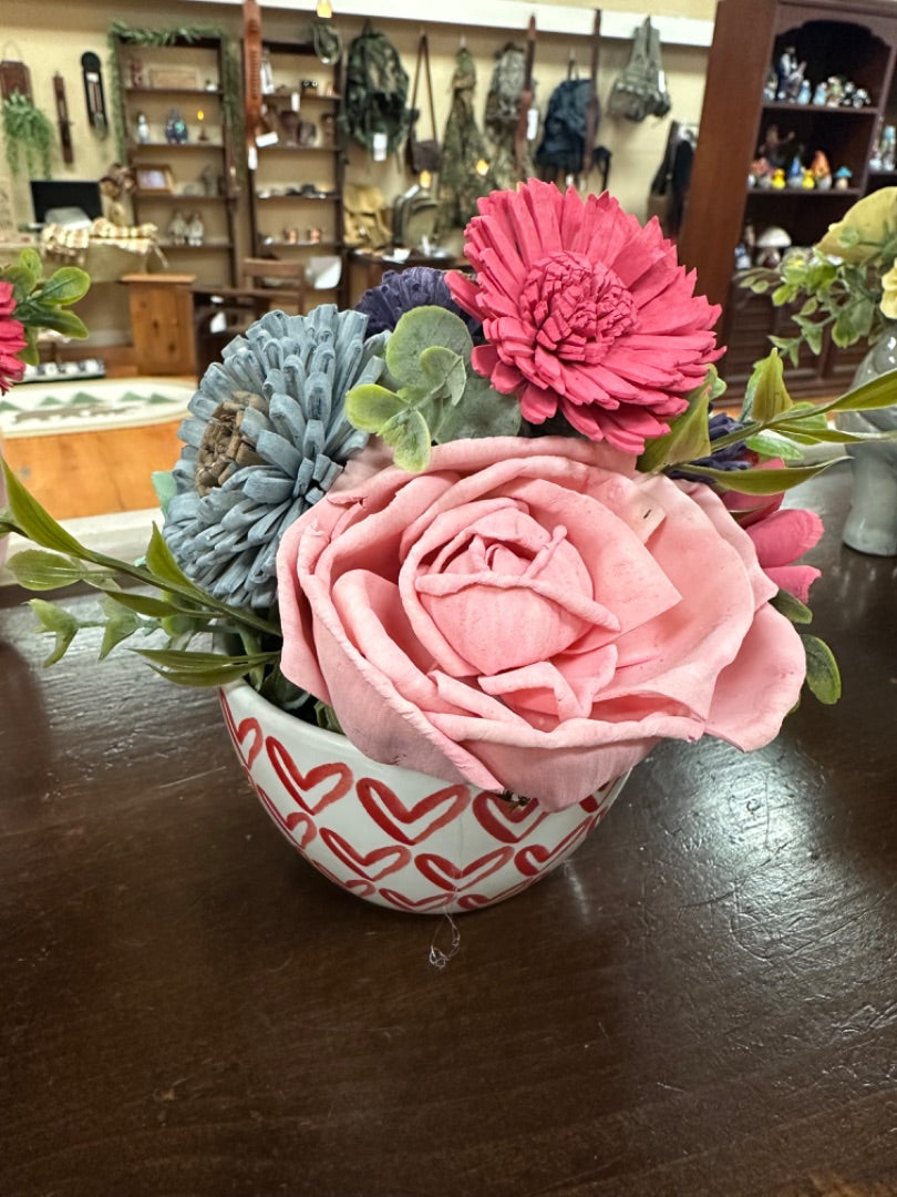 Wood floral in white with Red heart mug