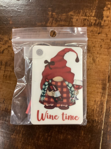 Wine time keychain