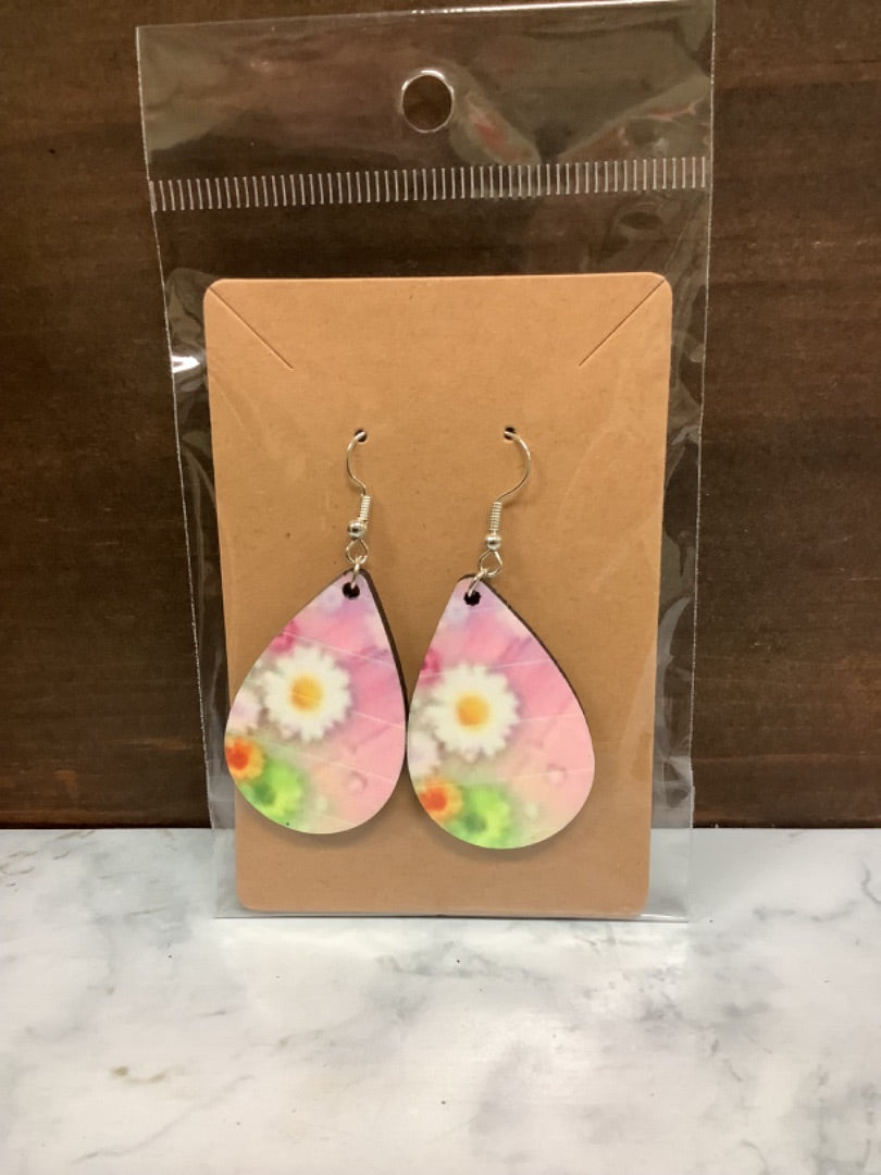 Pink daisy earrings