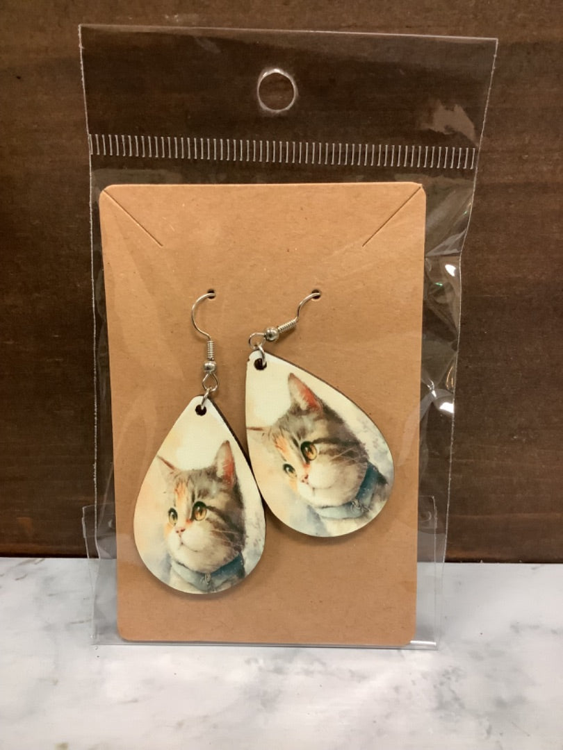 Cat head earrings