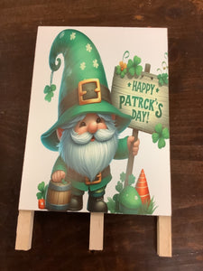 St. Patrick’s day easel decor