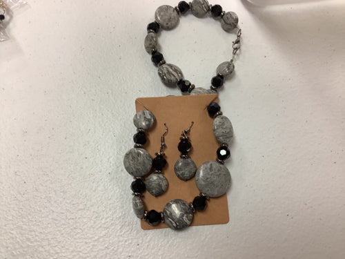Dark grey black earring/necklace combo