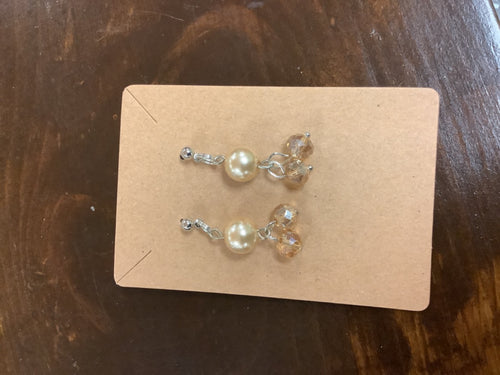 Light gold earrings