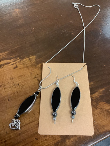 Long black earring/necklace combo
