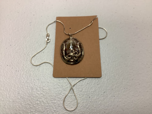 Large faux seashell silver necklace