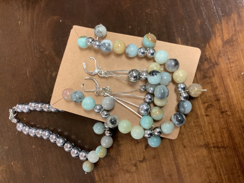 Blue shades necklace/earring combo