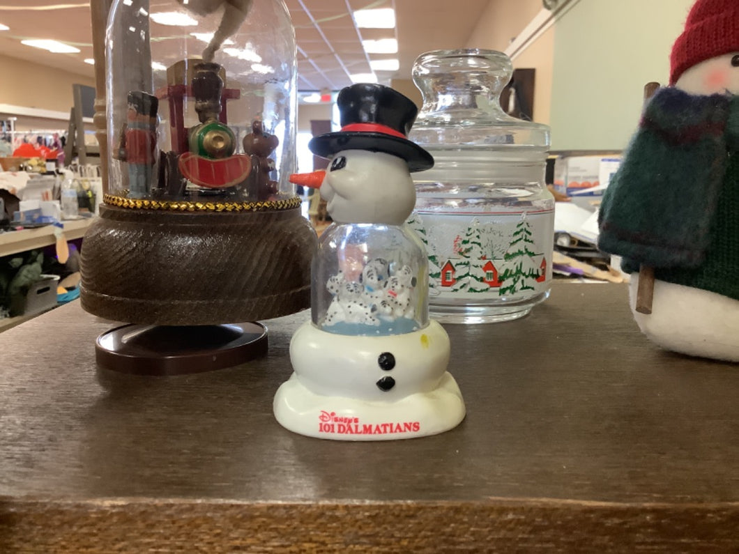 101 Dalmatians Snow Globe
