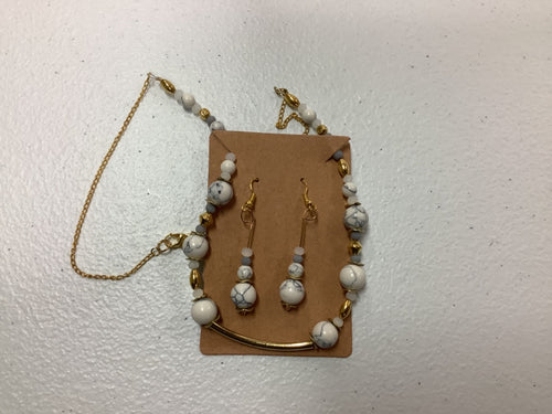 Gold marble earring/necklace combo